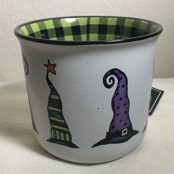 Halloween “Off-Duty Witch” Hats Coffee Mug Cobwebs & Cauldrons  22 Oz Plaid NEW - Picture 2 of 13